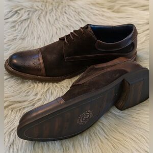 Men’s genuine leather/ suede shoes.